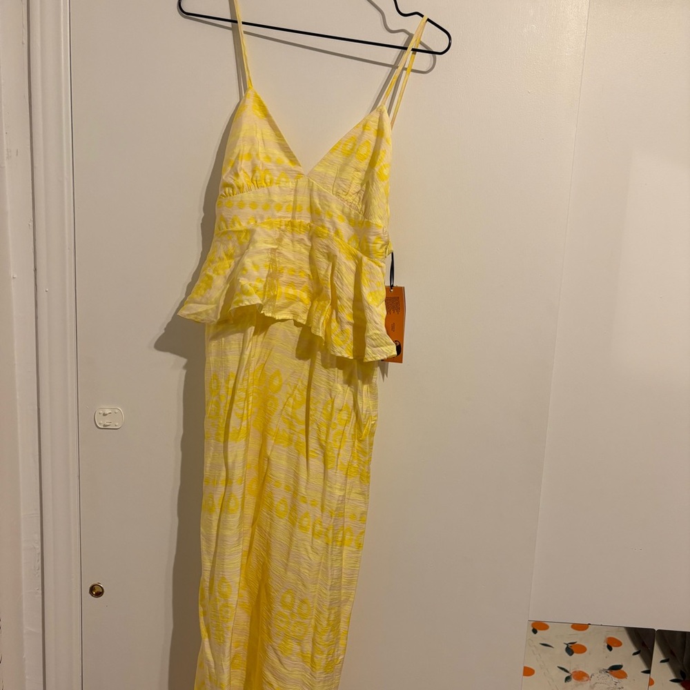 Peplum yellow Future Collective midi dress